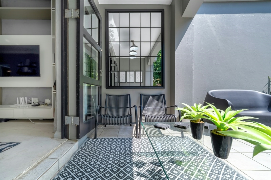 To Let 2 Bedroom Property for Rent in Craighall Gauteng