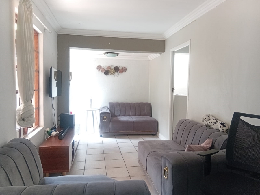 To Let 2 Bedroom Property for Rent in North Riding AH Gauteng
