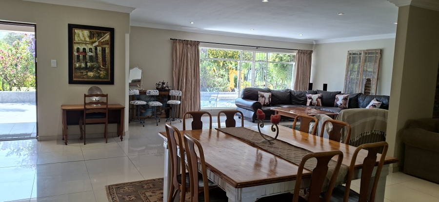 5 Bedroom Property for Sale in Chancliff A H Gauteng