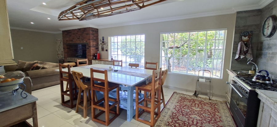 5 Bedroom Property for Sale in Chancliff A H Gauteng