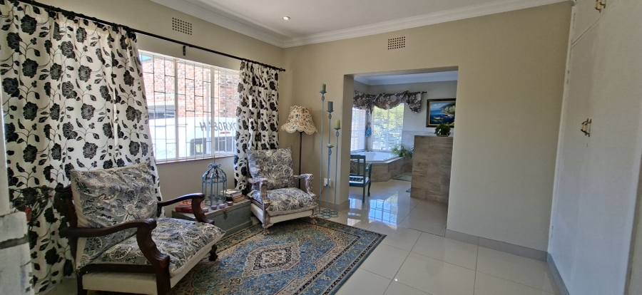 5 Bedroom Property for Sale in Chancliff A H Gauteng