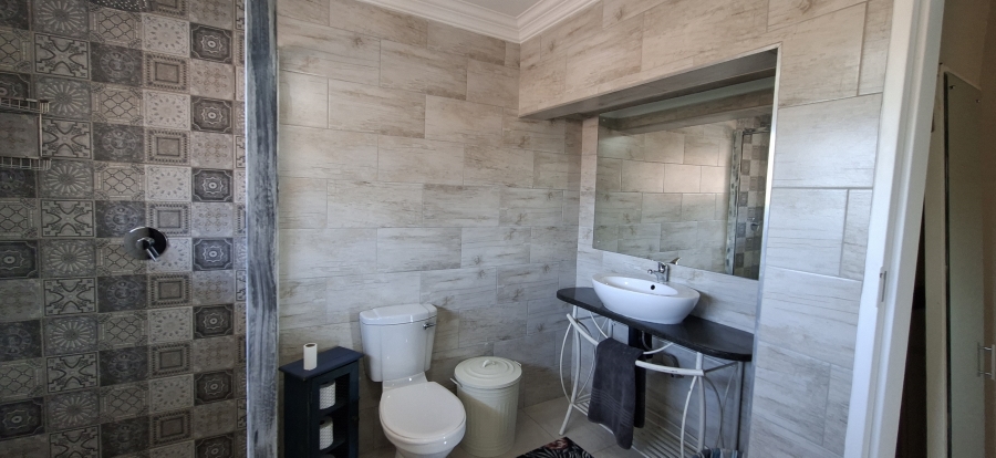 5 Bedroom Property for Sale in Chancliff A H Gauteng