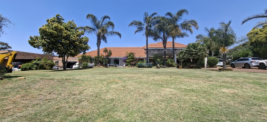 5 Bedroom Property for Sale in Chancliff A H Gauteng