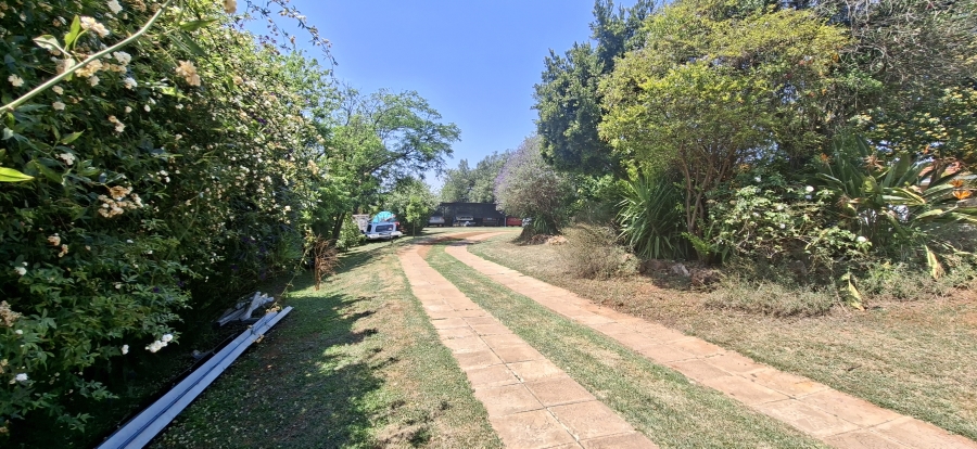 5 Bedroom Property for Sale in Chancliff A H Gauteng