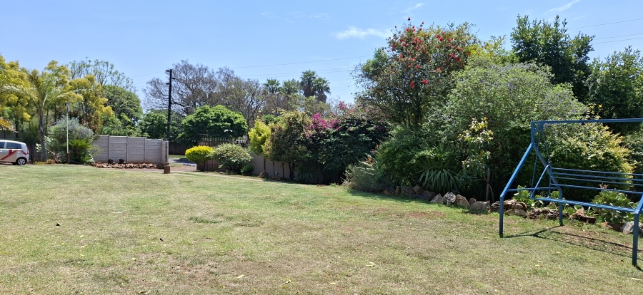 5 Bedroom Property for Sale in Chancliff A H Gauteng