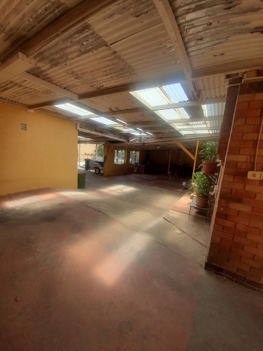 4 Bedroom Property for Sale in Regents Park Gauteng