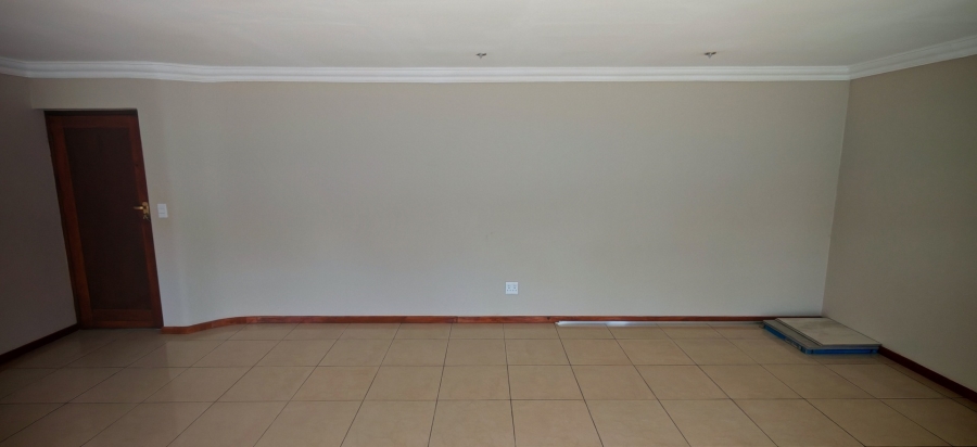 To Let 2 Bedroom Property for Rent in Albertsdal Gauteng