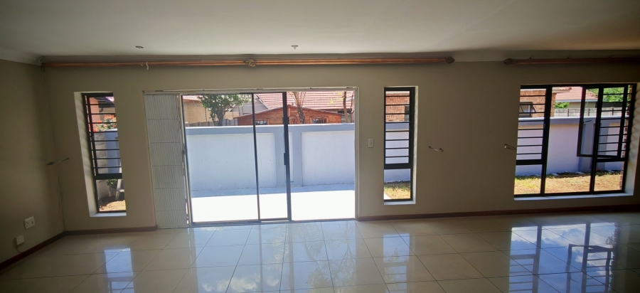 To Let 2 Bedroom Property for Rent in Albertsdal Gauteng