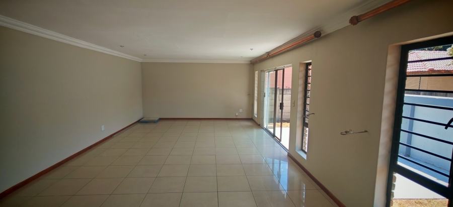 To Let 2 Bedroom Property for Rent in Albertsdal Gauteng