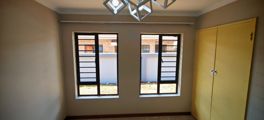 To Let 2 Bedroom Property for Rent in Albertsdal Gauteng
