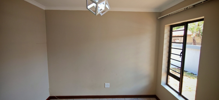 To Let 2 Bedroom Property for Rent in Albertsdal Gauteng