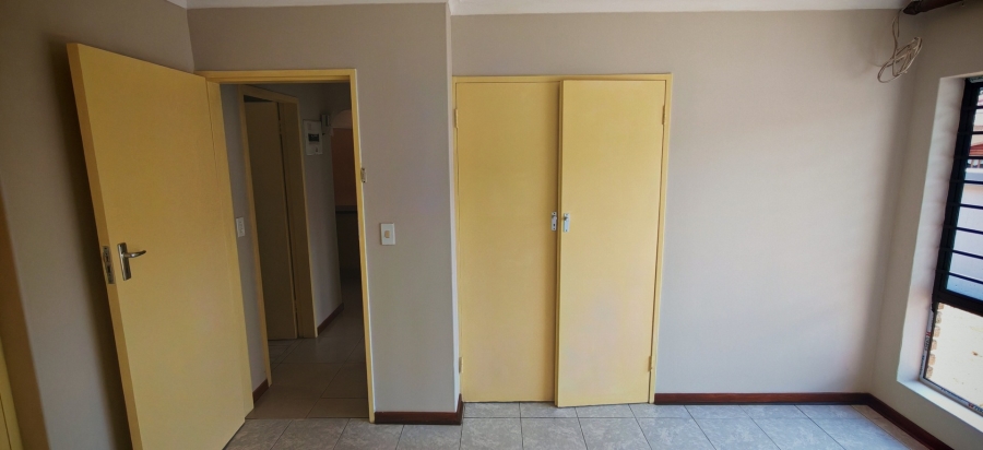 To Let 2 Bedroom Property for Rent in Albertsdal Gauteng