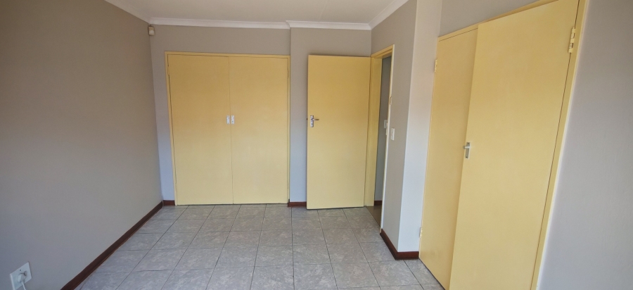To Let 2 Bedroom Property for Rent in Albertsdal Gauteng