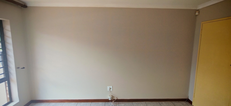 To Let 2 Bedroom Property for Rent in Albertsdal Gauteng