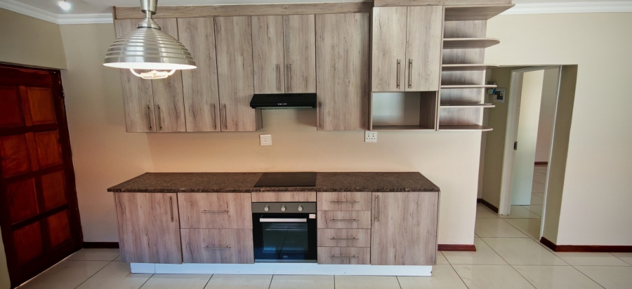 To Let 2 Bedroom Property for Rent in Albertsdal Gauteng
