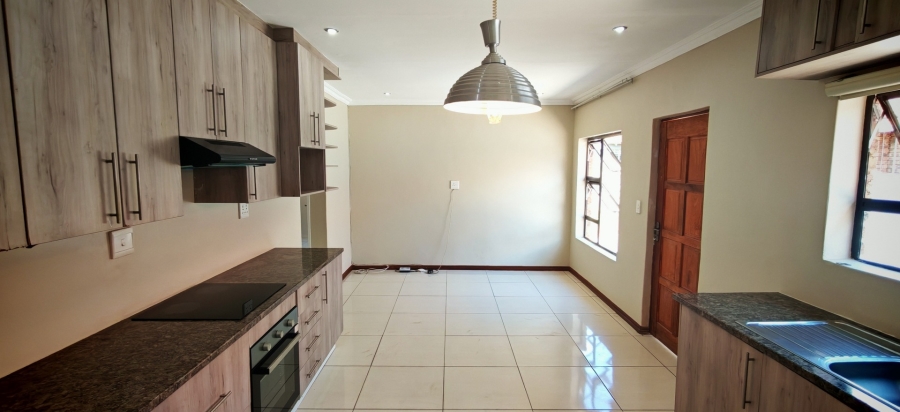 To Let 2 Bedroom Property for Rent in Albertsdal Gauteng
