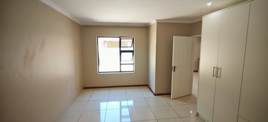 To Let 2 Bedroom Property for Rent in Albertsdal Gauteng
