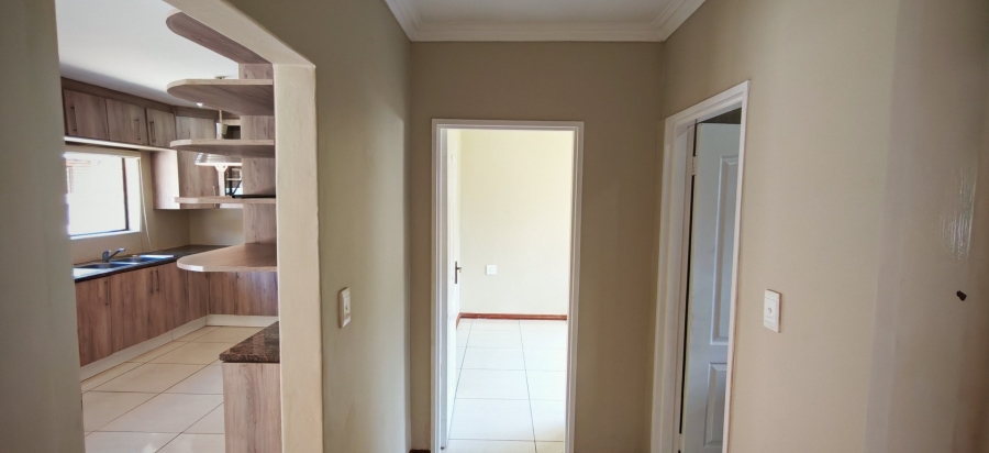 To Let 2 Bedroom Property for Rent in Albertsdal Gauteng