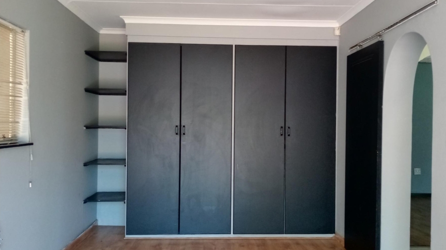 4 Bedroom Property for Sale in Brackendowns Gauteng