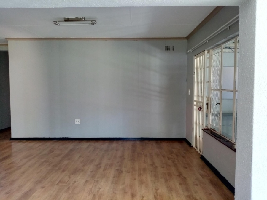4 Bedroom Property for Sale in Brackendowns Gauteng