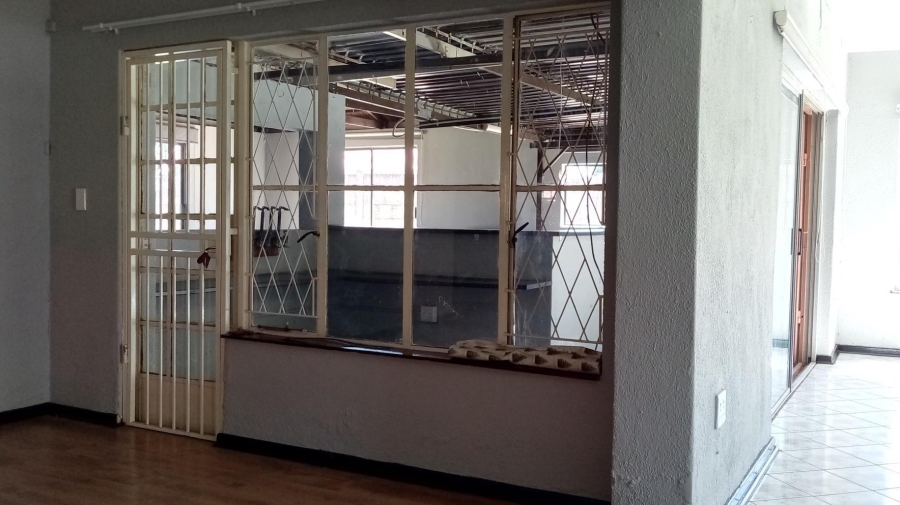 4 Bedroom Property for Sale in Brackendowns Gauteng