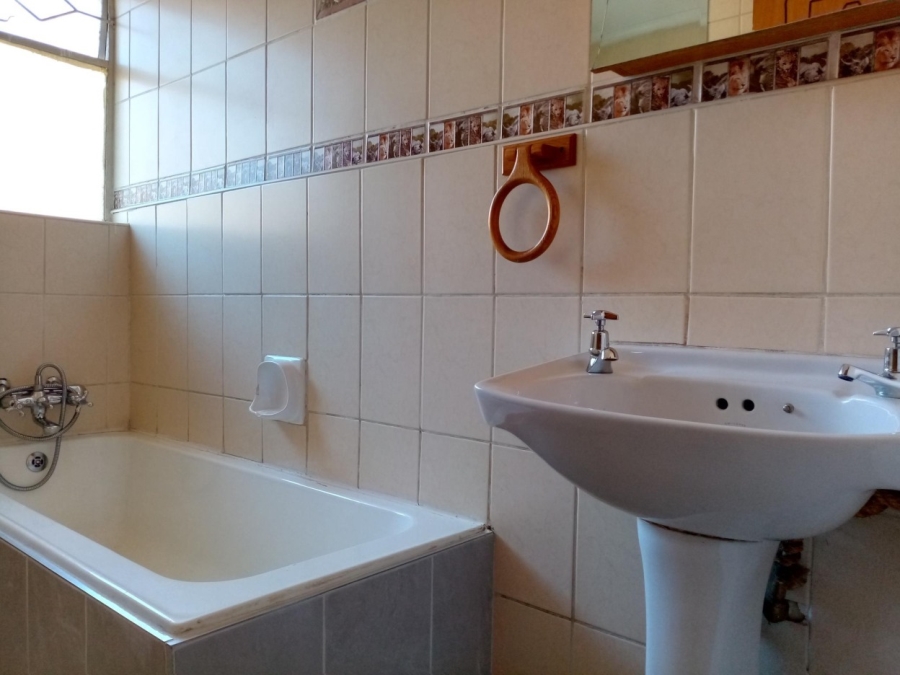 4 Bedroom Property for Sale in Brackendowns Gauteng