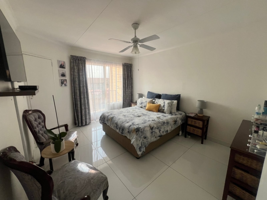 To Let 2 Bedroom Property for Rent in New Redruth Gauteng