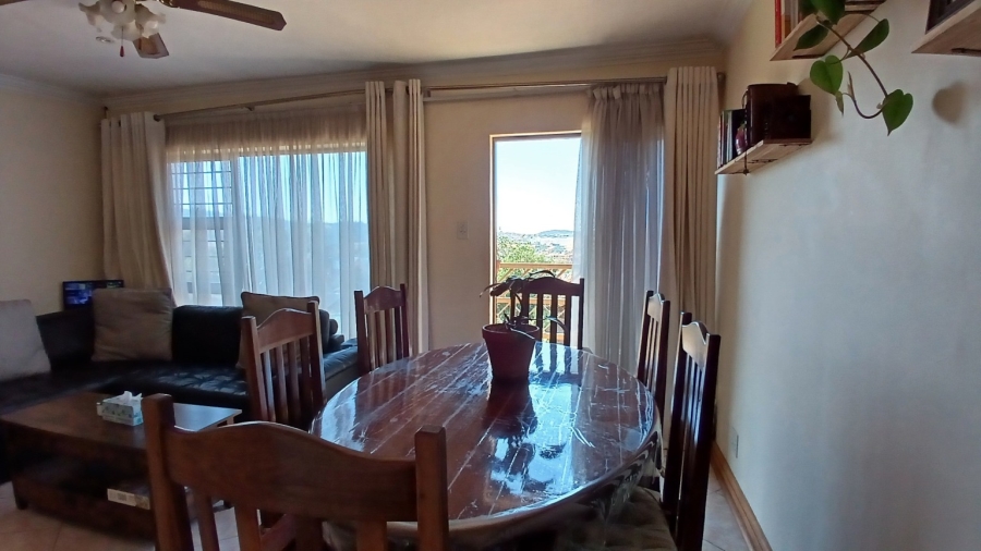 To Let 1 Bedroom Property for Rent in Glenvista Gauteng