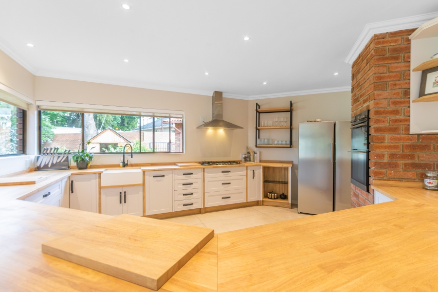 4 Bedroom Property for Sale in Bryanston Gauteng