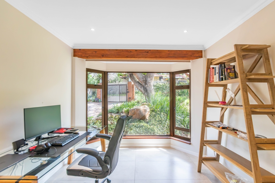 4 Bedroom Property for Sale in Bryanston Gauteng