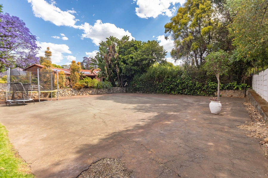 4 Bedroom Property for Sale in Bryanston Gauteng
