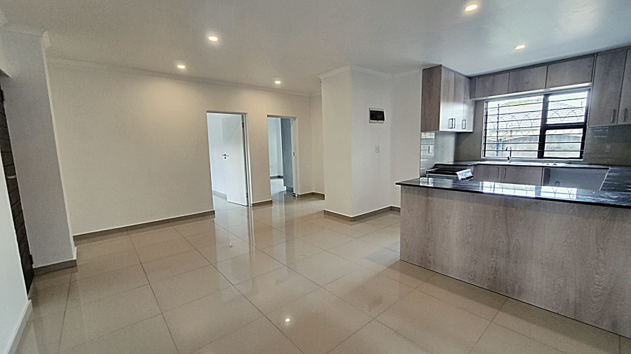 To Let 2 Bedroom Property for Rent in Hurlyvale Gauteng