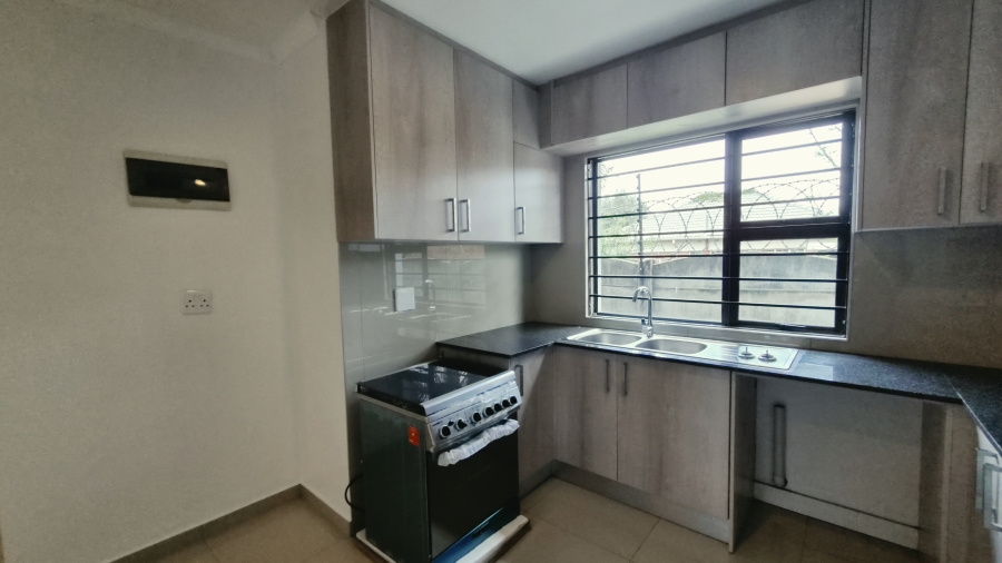 To Let 2 Bedroom Property for Rent in Hurlyvale Gauteng