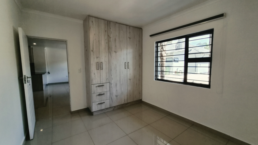 To Let 2 Bedroom Property for Rent in Hurlyvale Gauteng