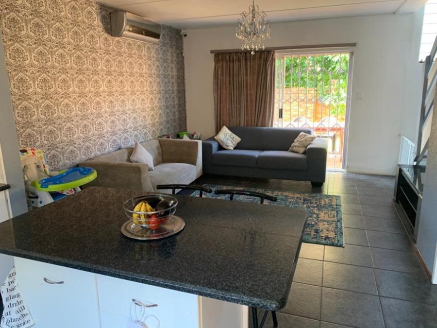 To Let 3 Bedroom Property for Rent in Kyalami Gauteng
