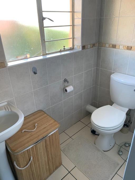 To Let 3 Bedroom Property for Rent in Kyalami Gauteng