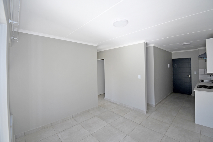 2 Bedroom Property for Sale in Glen Marais Gauteng