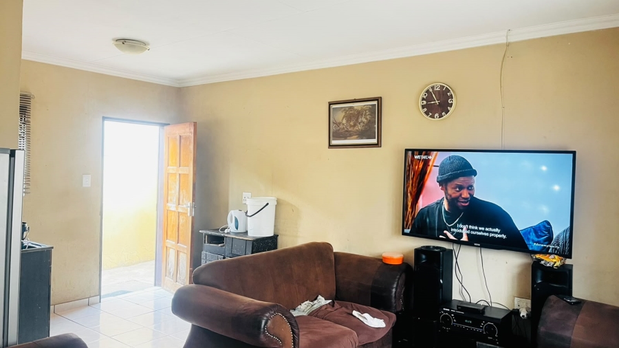 2 Bedroom Property for Sale in Chief A. Luthuli Park Gauteng