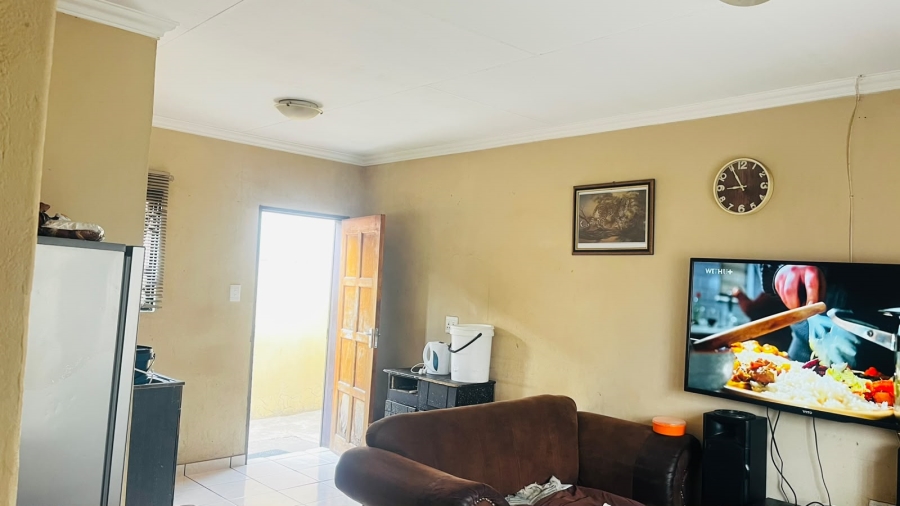 2 Bedroom Property for Sale in Chief A. Luthuli Park Gauteng