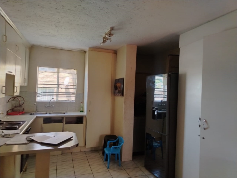 2 Bedroom Property for Sale in Kenleaf Gauteng