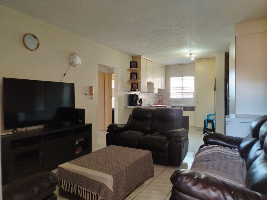 2 Bedroom Property for Sale in Kenleaf Gauteng