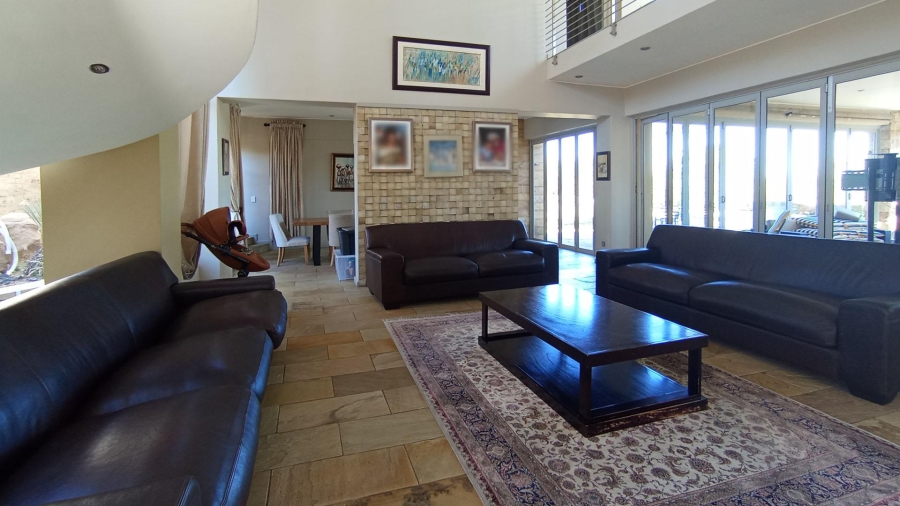 4 Bedroom Property for Sale in Saddlebrook Estate Gauteng