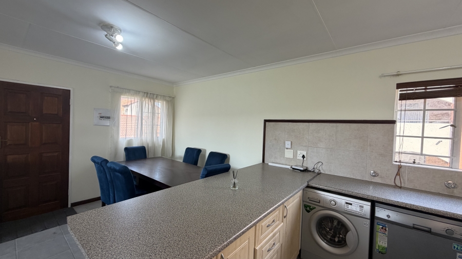 To Let 2 Bedroom Property for Rent in Sagewood Gauteng