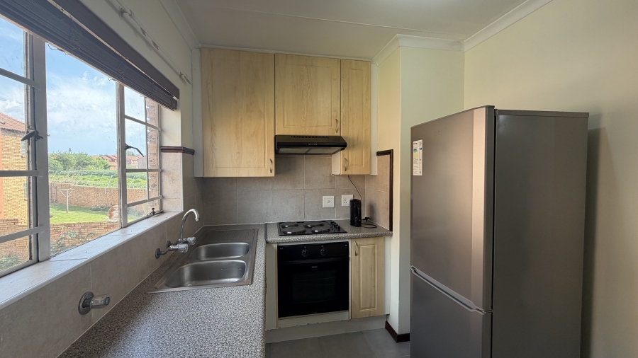 To Let 2 Bedroom Property for Rent in Sagewood Gauteng