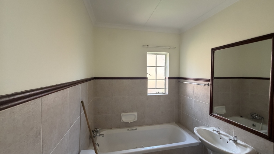To Let 2 Bedroom Property for Rent in Sagewood Gauteng