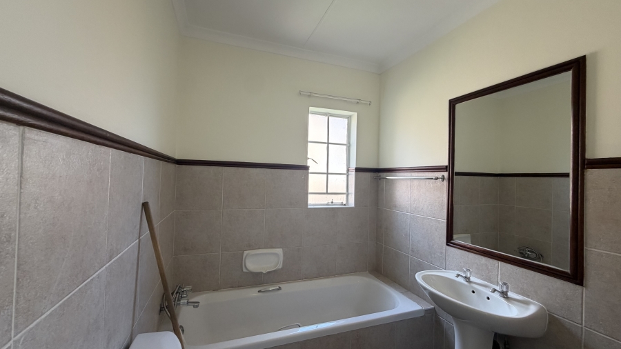 To Let 2 Bedroom Property for Rent in Sagewood Gauteng