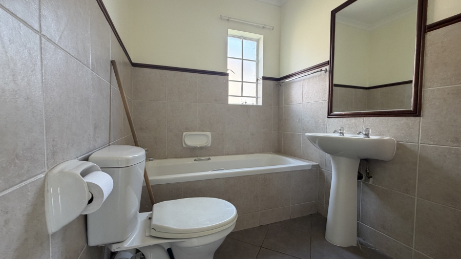 To Let 2 Bedroom Property for Rent in Sagewood Gauteng
