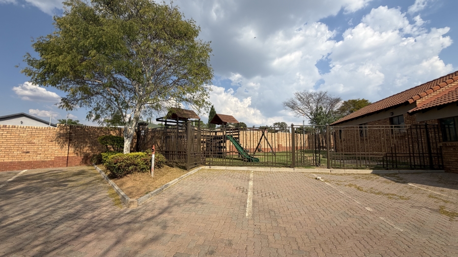 To Let 2 Bedroom Property for Rent in Sagewood Gauteng