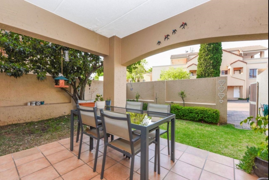 1 Bedroom Property for Sale in Paulshof Gauteng