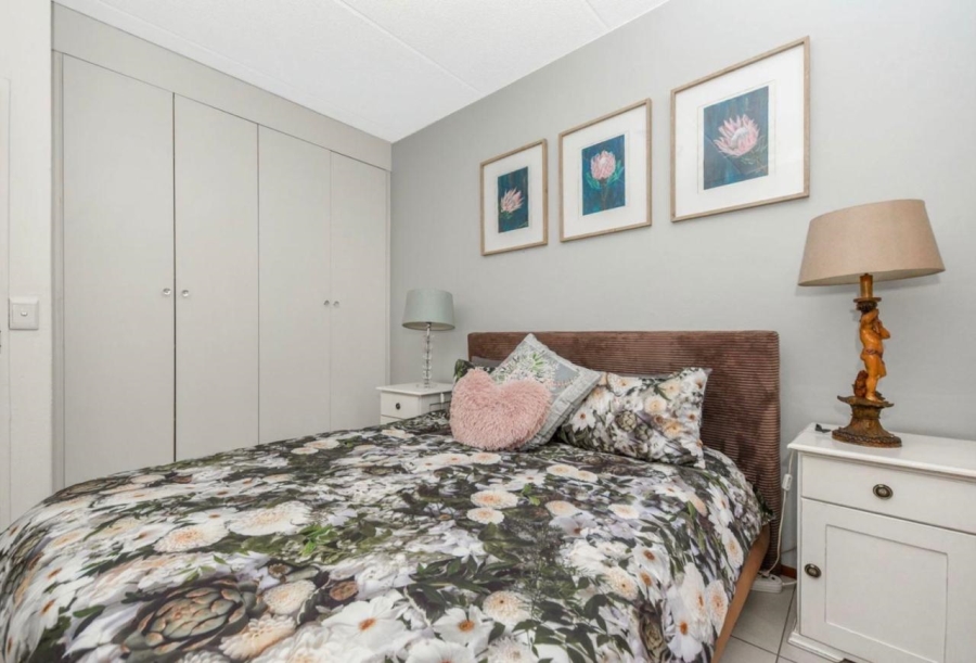 1 Bedroom Property for Sale in Paulshof Gauteng